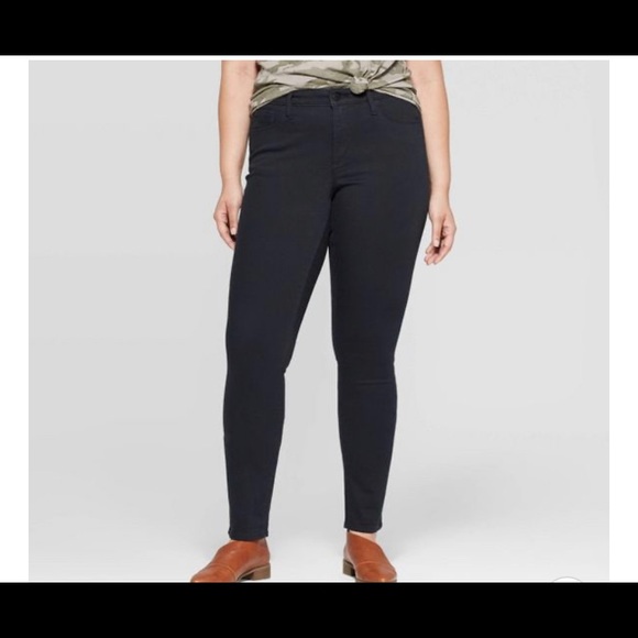 NWT Women's Mid-Rise Skinny Jean Universal Thread™ - Picture 4 of 5